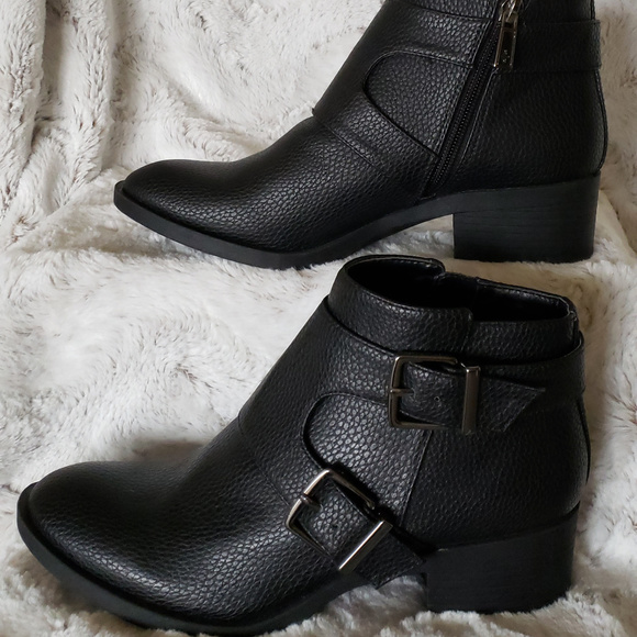 NWOB Kenneth Cole Reaction Moto Black Ankle Vegan Bootie Size 6 - Picture 4 of 9